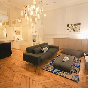 https://lille-centre-superbe-studio-design.lillehotels.org